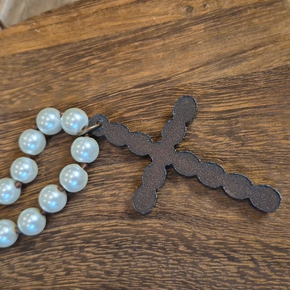 Vintage Turquoise Stone Cross Pendant Pearl & Suede Necklace - Picture 9 of 12